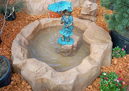 Fântâni, cascade și stânci decorative