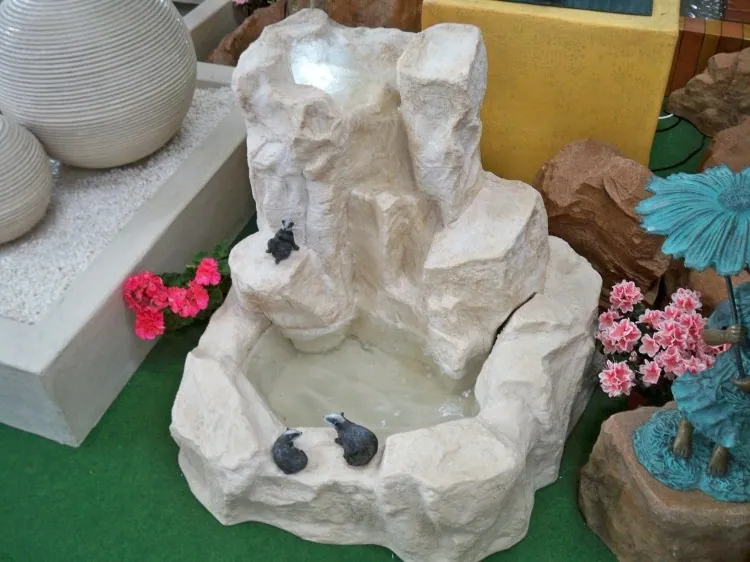 Fântâni, cascade și stânci decorative — realizare Felssysteme