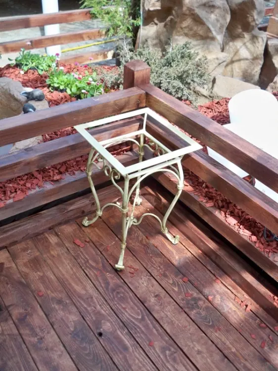 Mobilier și decorațiuni din fier forjat — realizare Felssysteme
