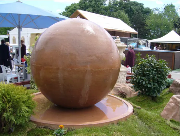 Cascada, fantana arteziana Sfera Terra cu placa si bazin PVC